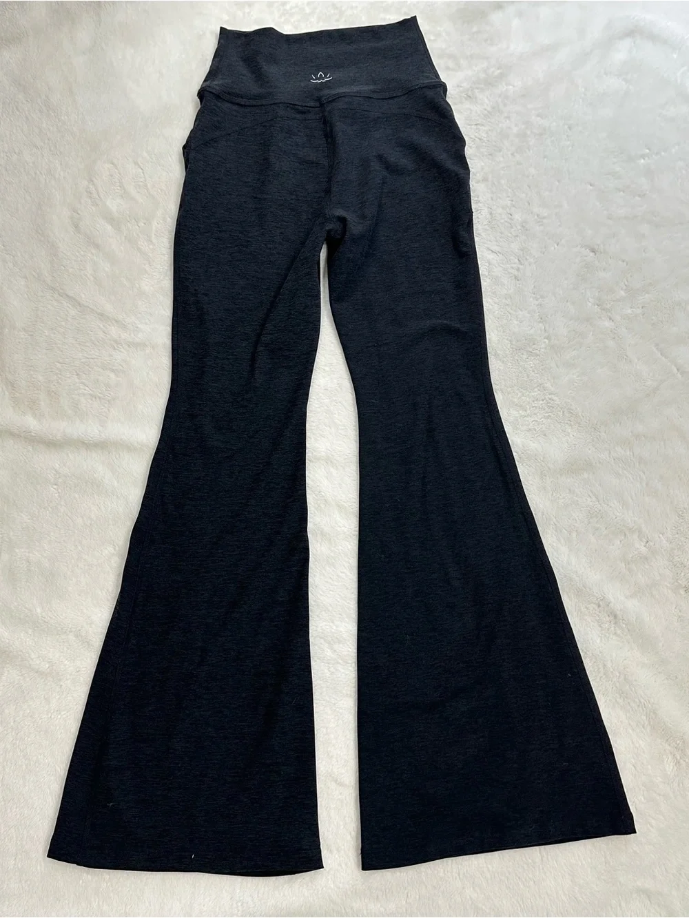 Beyond Yoga Spacedye All Day Flare High Waisted Leggings Blue Medium - Picture 2 of 11